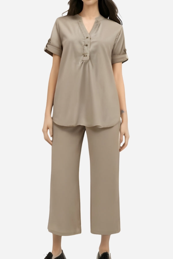 Dressed-up Casual: Short-Sleeved V-neck Top &amp; Wide Trouser Suit